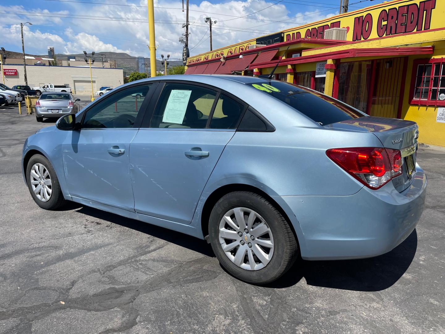 2011 Blue /Tan Chevrolet Cruze LT (1G1PF5S93B7) with an 1.4Liter 4 CYLINDER engine, AUTOMATIC transmission, located at 801 South State Street, Salt Lake City, UT, 84111, (801) 328-0098, 40.751953, -111.888206 - 2011 Chevrolet Cruze LT Blue. Gets great gas mileage with a 1.4 Liter 4 cylinder engine. Must come see it is a clean title with no reported accidents on the CarFax. * All advertised prices are just dollars above cost to make room for new inventory these are our cash prices plus taxes, licensing an - Photo#6